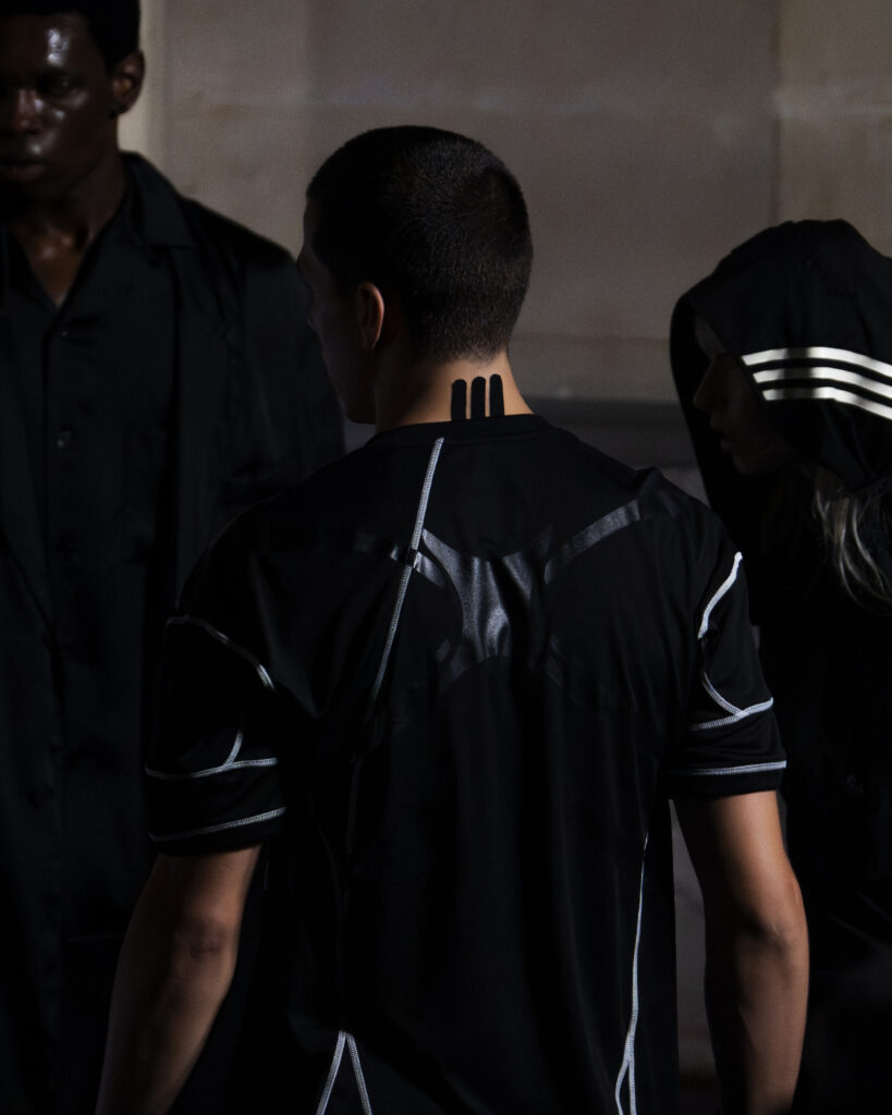 Y-3 SS27 : le beau jeu selon Yohji Yamamoto 25 OPM Y 3 05