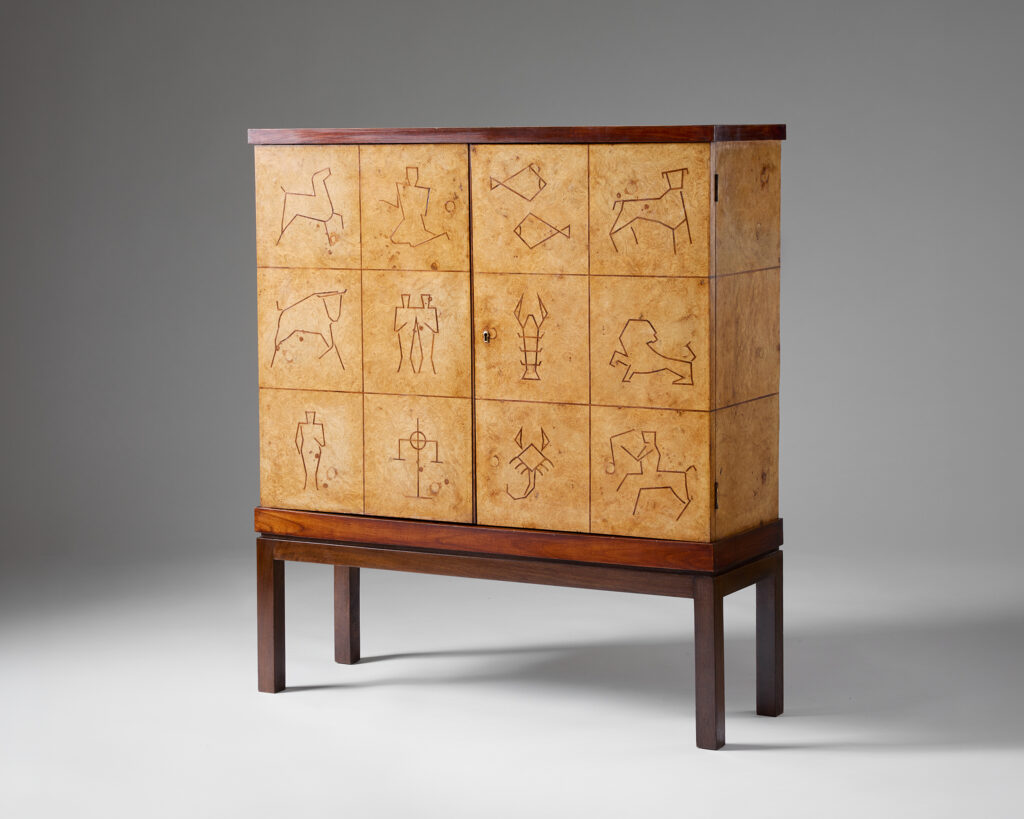 Design Miami Paris choisit, une fois de plus, de ne pas ressembler à une foire 30 Otto Schulz Unique cabinet 1939. Burr ash veneered wood stained birch and brass. Modernity at Design Miami Paris 2026 Image courtesy of Modernity
