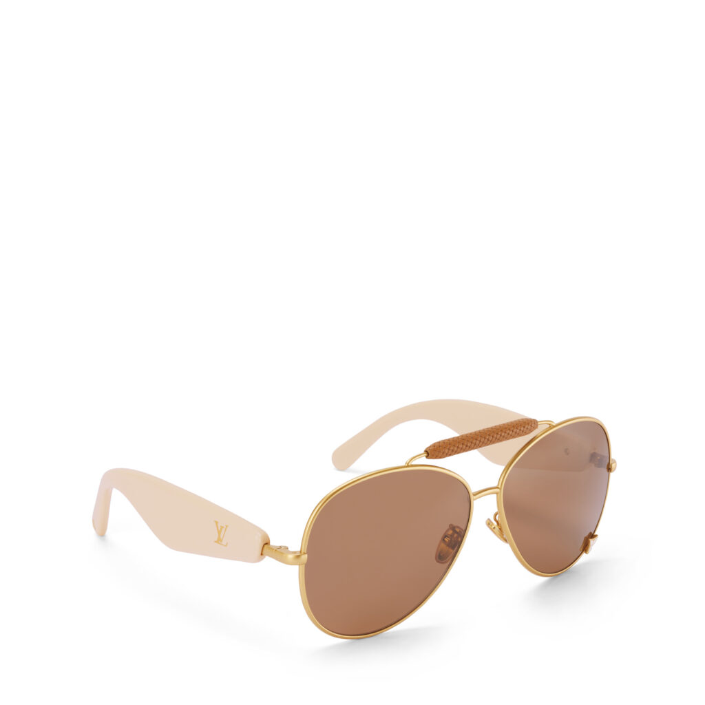 Louis Vuitton X Singer : quand l'automobile devient un terrain de savoir-faire 188 Porsche 911 Reimagined by Singer Classic Turbo Sunglasses.jpg