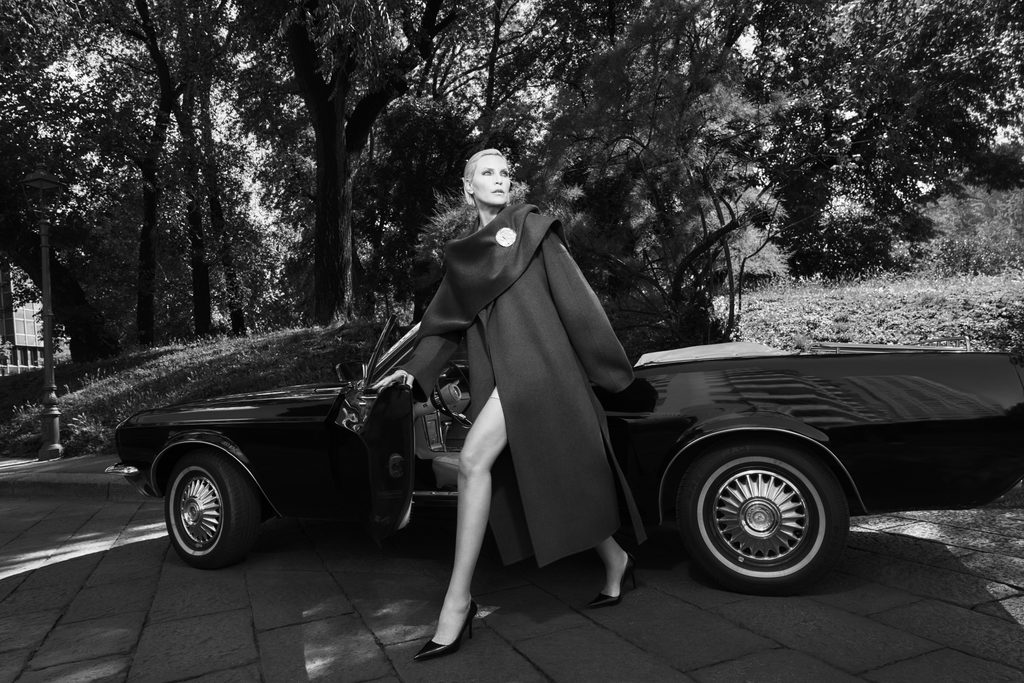 Nadja Auermann, l'immobilité en mouvement pour Ports 1961 27 RC2570 PORTS 4 1078 FULL FRAME f3 BW
