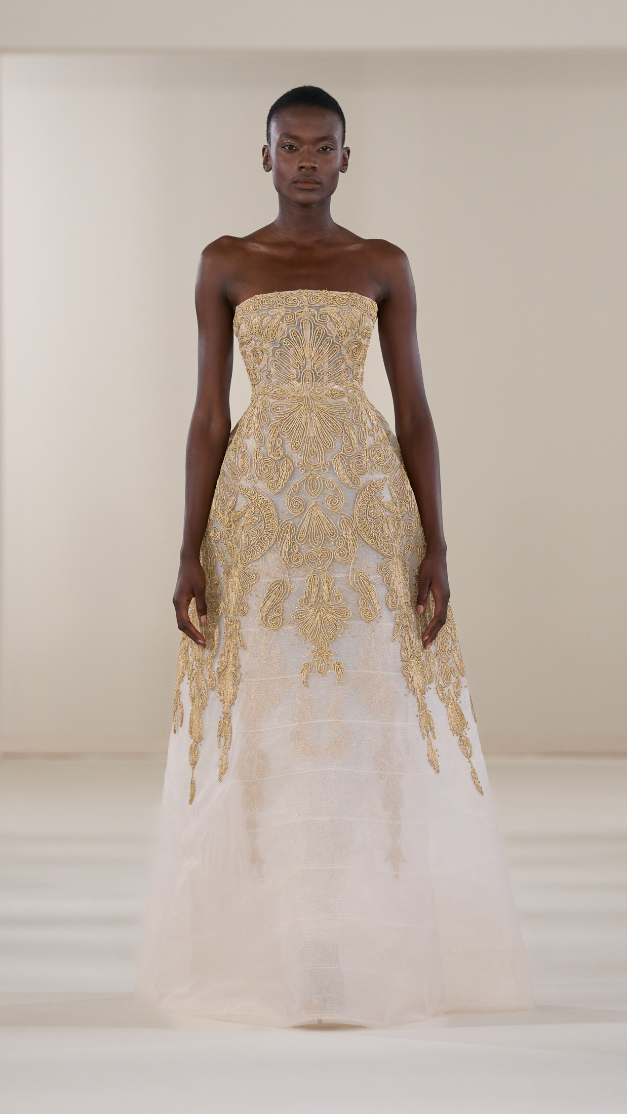 Rami Al Ali, Threads of Light : quand la haute couture devient mémoire 53 Rami Al Ali HC F26 016