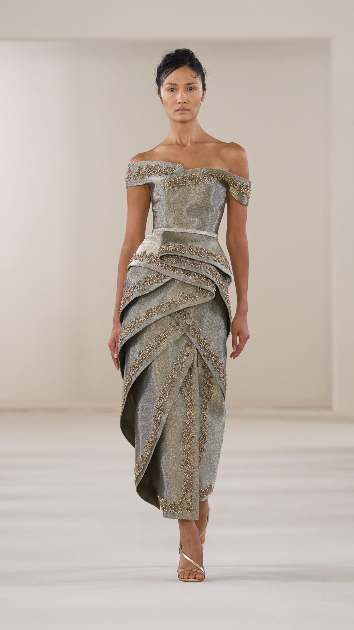 Rami Al Ali, Threads of Light : quand la haute couture devient mémoire 34 Rami Al Ali HC F26 021