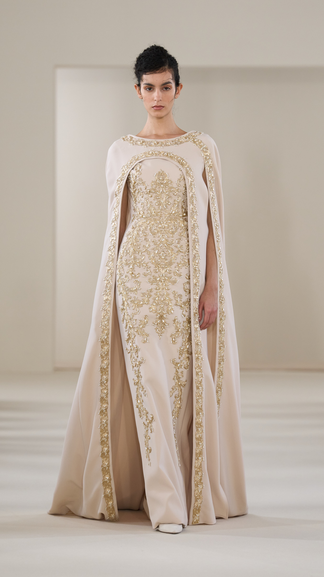 Rami Al Ali, Threads of Light : quand la haute couture devient mémoire 39 Rami Al Ali HC F26 026