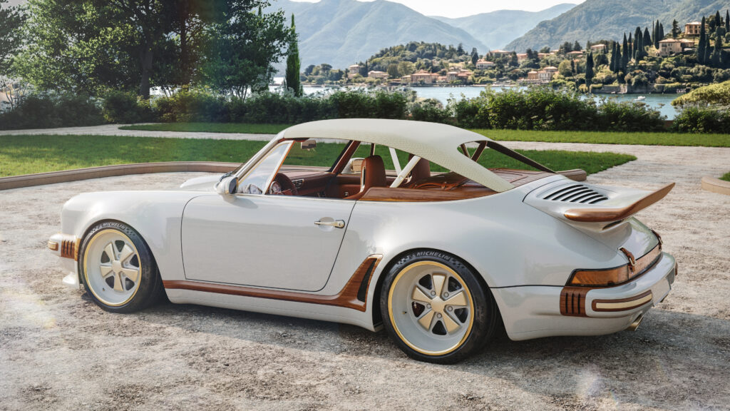 Louis Vuitton X Singer : quand l'automobile devient un terrain de savoir-faire 50 Rendering Como Porsche 911 Reimagined by Singer Classic Turbo 04
