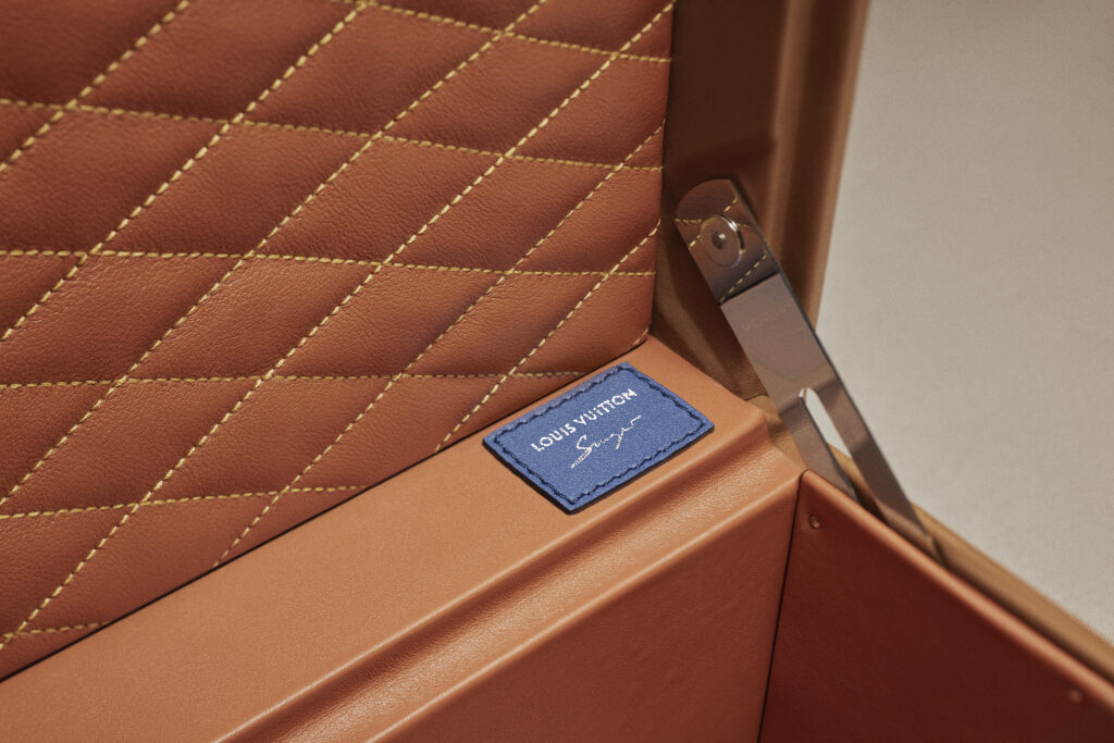 Louis Vuitton X Singer : quand l'automobile devient un terrain de savoir-faire 84 SF Bisten 80 Trunk Porsche 911 Reimagined by Singer Classic 05