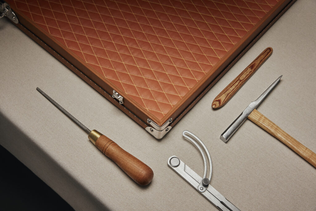 Louis Vuitton X Singer : quand l'automobile devient un terrain de savoir-faire 85 SF Bisten 80 Trunk Porsche 911 Reimagined by Singer Classic 06