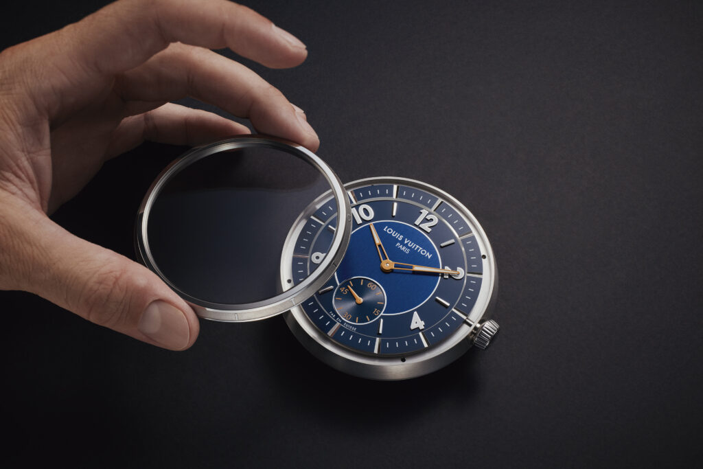Louis Vuitton X Singer : quand l'automobile devient un terrain de savoir-faire 91 SF Dashboard Clock Porsche 911 Reimagined by Singer Classic 05