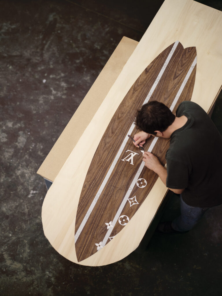 Louis Vuitton X Singer : quand l'automobile devient un terrain de savoir-faire 115 SF Surfboard Porsche 911 Reimagined by Singer Classic 07