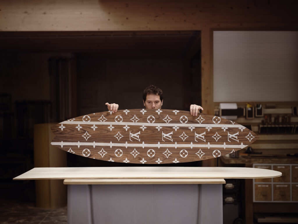 Louis Vuitton X Singer : quand l'automobile devient un terrain de savoir-faire 116 SF Surfboard Porsche 911 Reimagined by Singer Classic 08