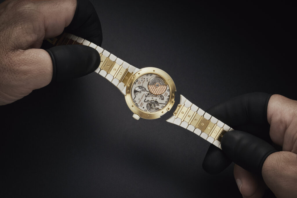 Louis Vuitton X Singer : quand l'automobile devient un terrain de savoir-faire 165 SF Tambour Ceramic Porsche 911 Reimagined by Singer Classic Turbo 04