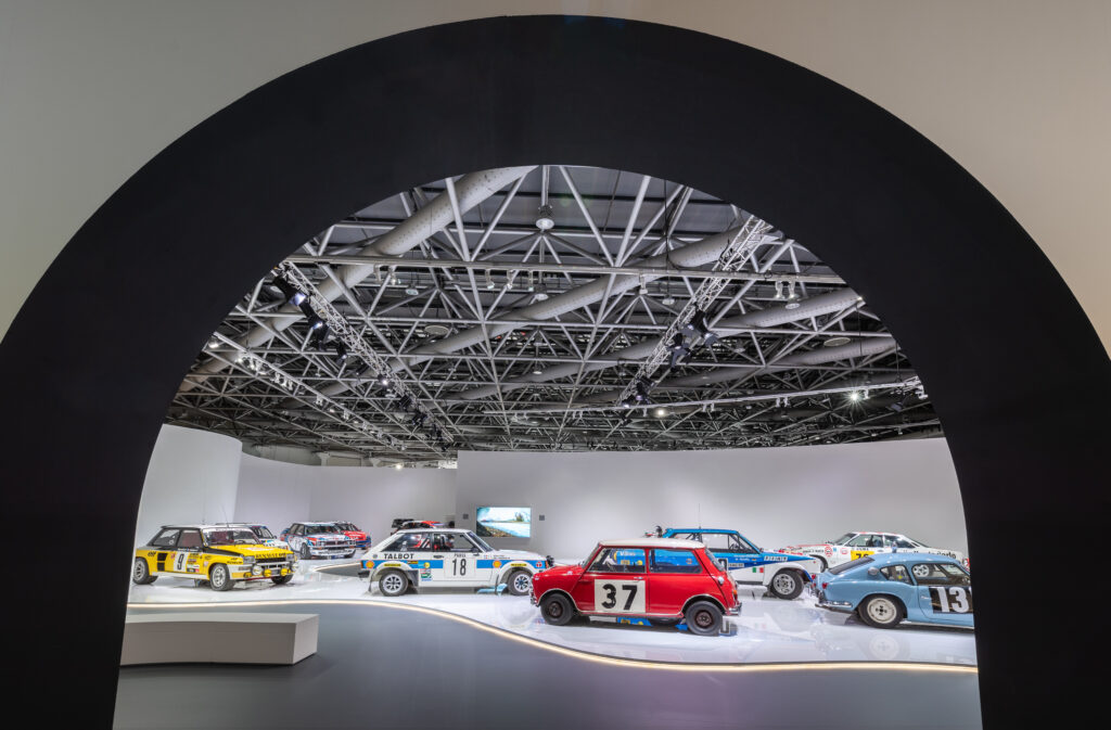 Monaco et l'automobile : cent trente ans d'une histoire d'amour au Grimaldi Forum 43 Salle 3 Le Rallye Monte Carlo 2 CGrimaldi Forum Monaco Eric Zaragoza