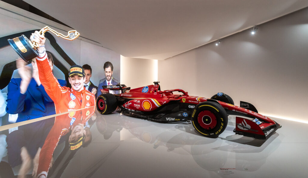 Monaco et l'automobile : cent trente ans d'une histoire d'amour au Grimaldi Forum 47 Salle 6 Charles Leclerc CGrimaldi Forum Monaco Eric Zaragoza