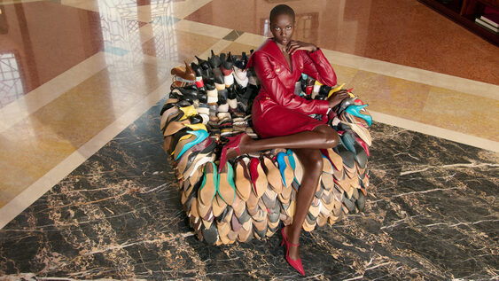 Le retour discret du plein tarif chez Ferragamo 26 Salvatore Ferragamo FW26 Campaign EMEA 2 rotated