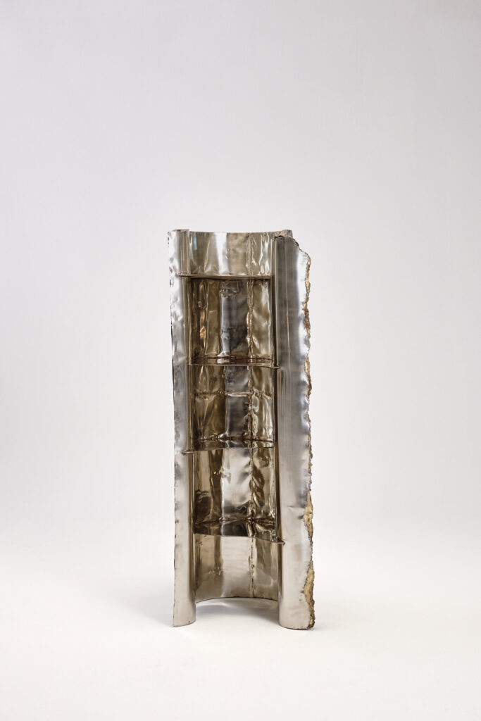 Design Miami Paris choisit, une fois de plus, de ne pas ressembler à une foire 33 Studio Lugo Totem 2026. German silver 55 x 53 x 159 cm edition of 8 Galerie SCENE OUVERTE at Design Miami Paris 2026 Image courtesy of Galerie SCENE OUVERTE and Studio Lugo