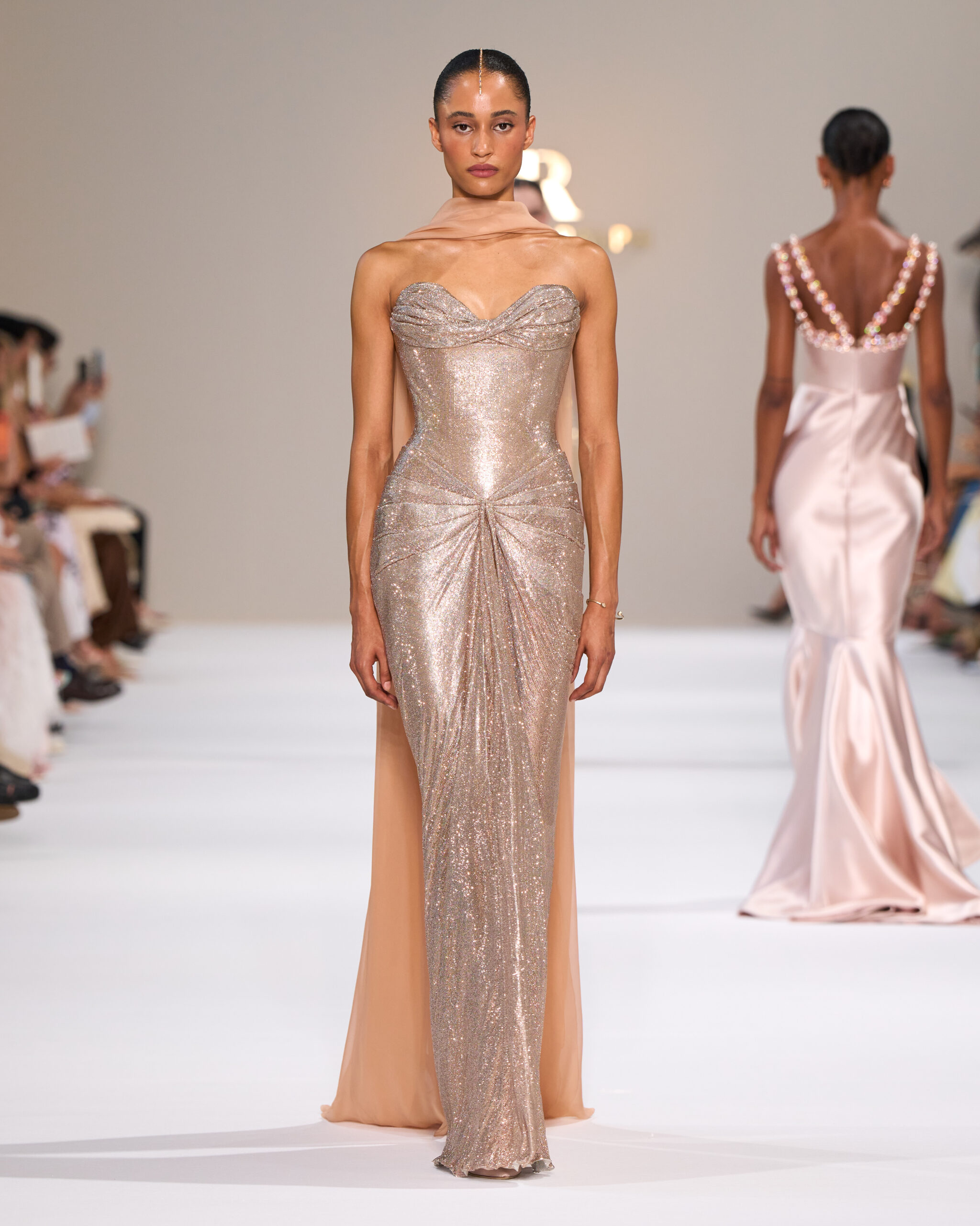 Tamara Ralph, L'Aube Couture: Back in Paris for an Ethereal Sense of Femininity 33 Tamara Ralph HC F26 008 scaled