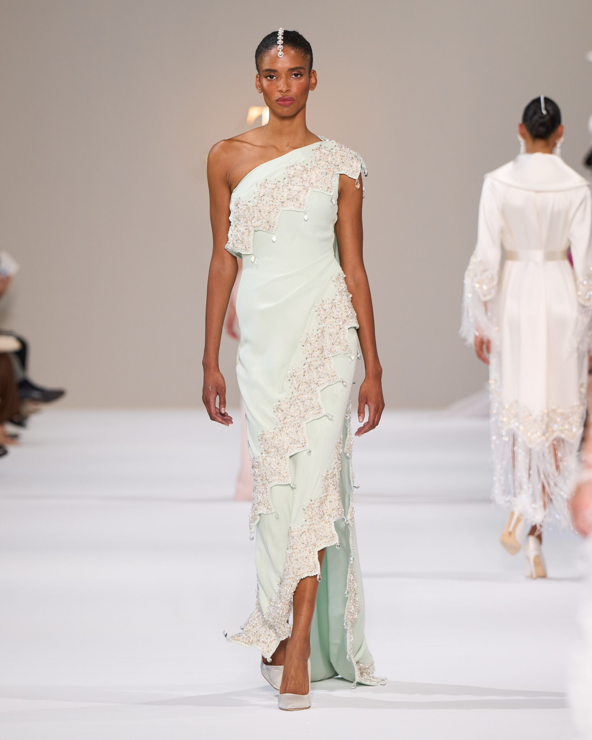 Tamara Ralph, L'Aube Couture: Back in Paris for an Ethereal Sense of Femininity 46 Tamara Ralph HC F26 021 scaled