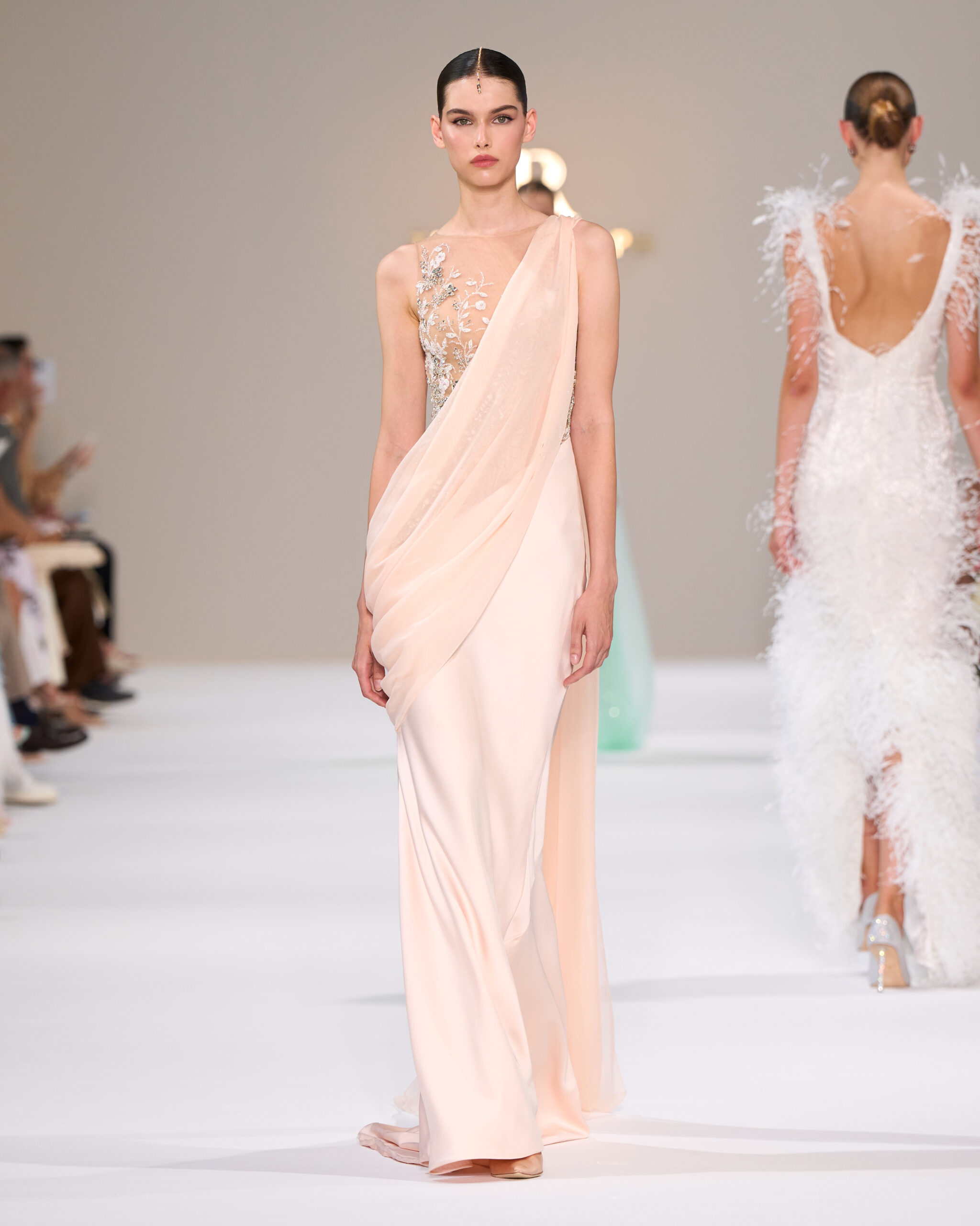 Tamara Ralph, L'Aube Couture: Back in Paris for an Ethereal Sense of Femininity 47 Tamara Ralph HC F26 022 scaled