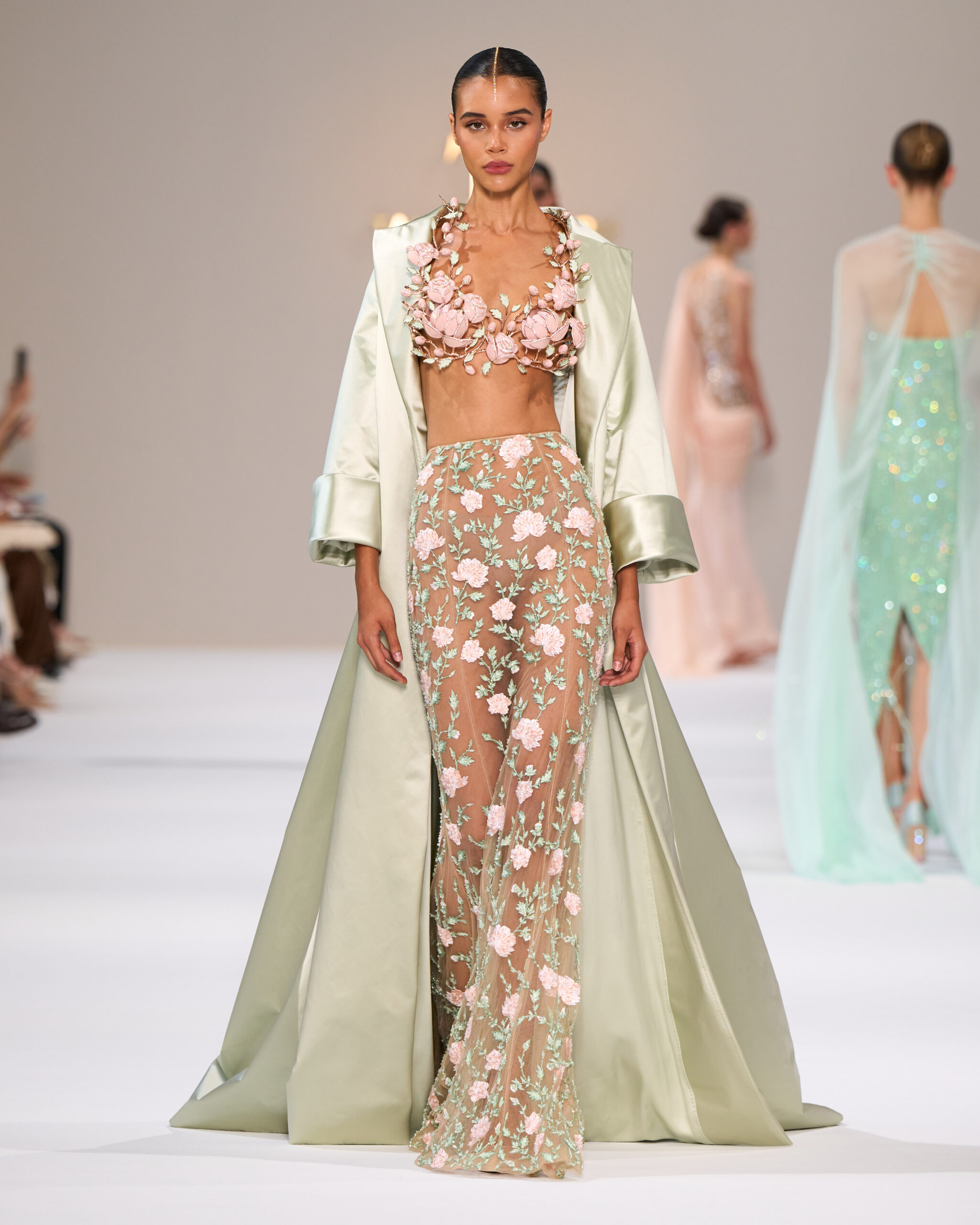 Tamara Ralph, L'Aube Couture: Back in Paris for an Ethereal Sense of Femininity 50 Tamara Ralph HC F26 025 scaled