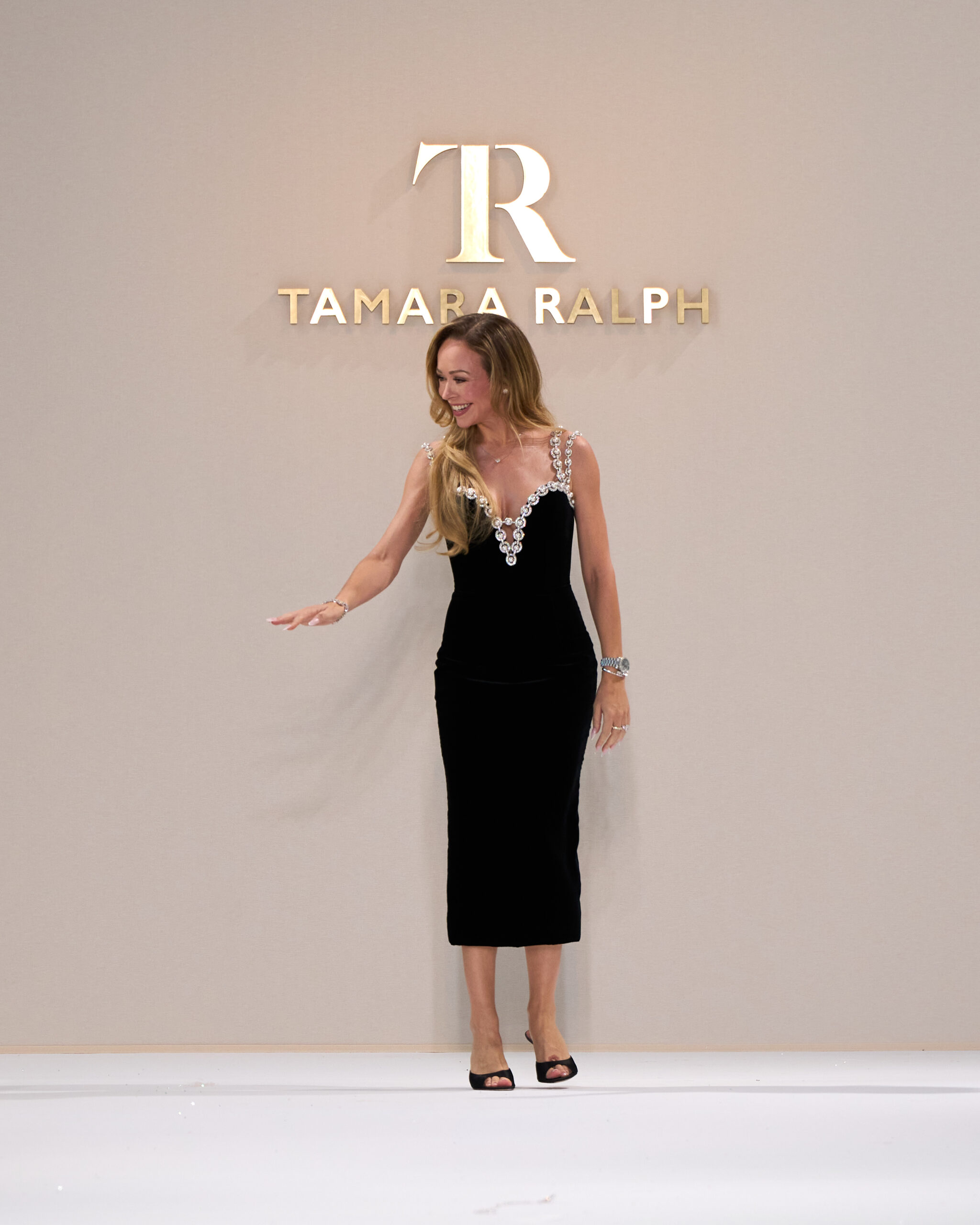 Tamara Ralph, L'Aube Couture: Back in Paris for an Ethereal Sense of Femininity 64 Tamara Ralph HC F26 041 scaled