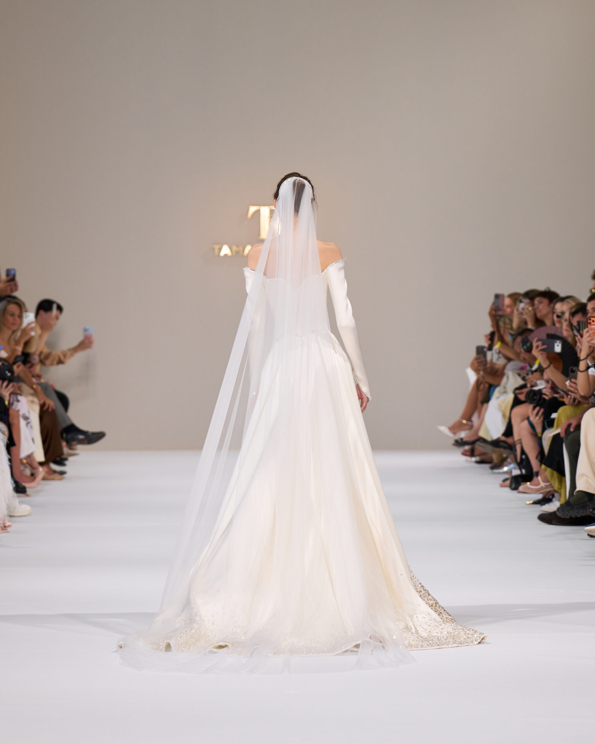 Tamara Ralph, L'Aube Couture: Back in Paris for an Ethereal Sense of Femininity 65 Tamara Ralph HC F26 042 scaled