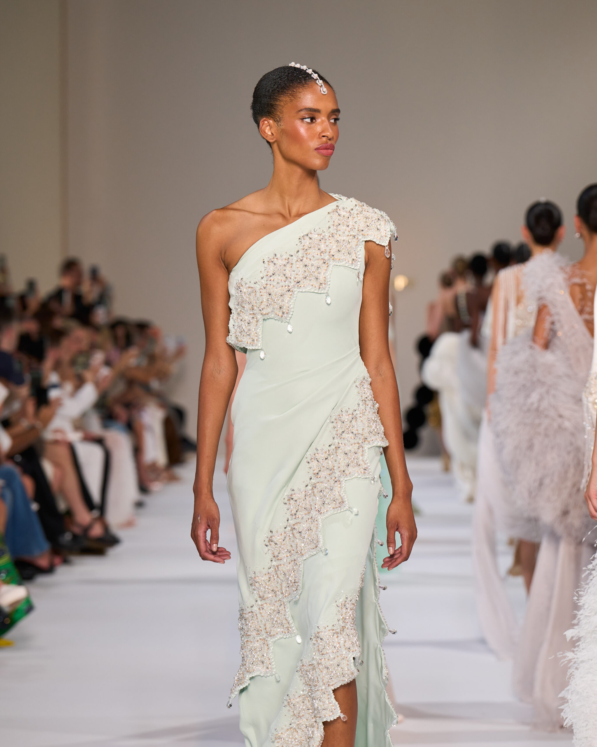 Tamara Ralph, L'Aube Couture: Back in Paris for an Ethereal Sense of Femininity 72 Tamara Ralph HC F26 049 scaled