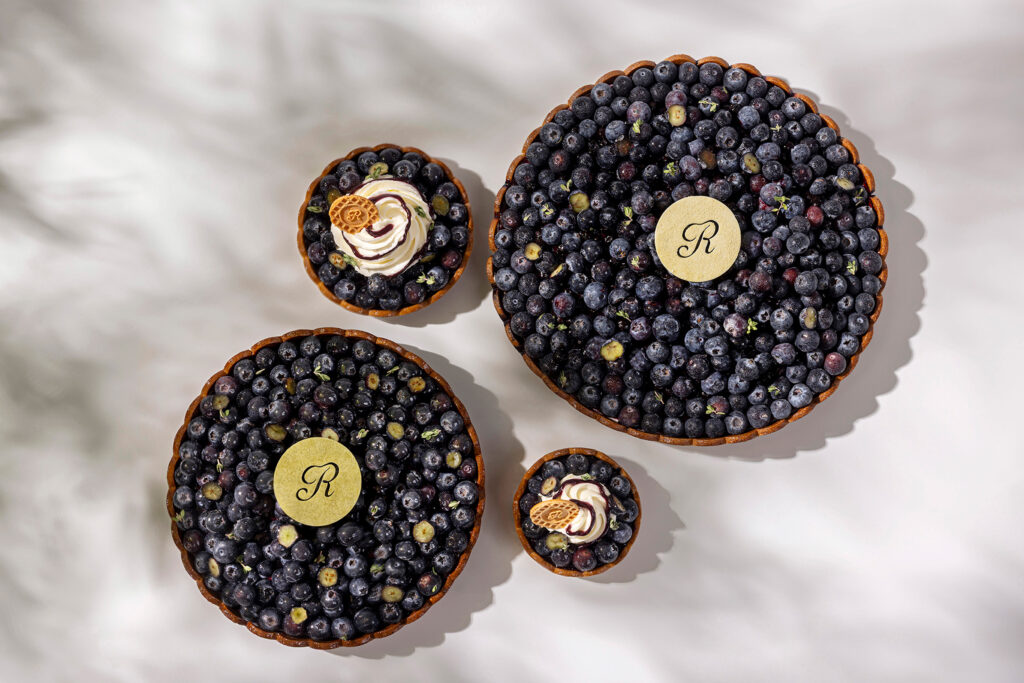 À Ritz Paris Le Comptoir, le clafoutis remplace la crème d'amande 37 Tarte aux Myrtilles Ritz Paris Le Comptoir ©vincentnageotte