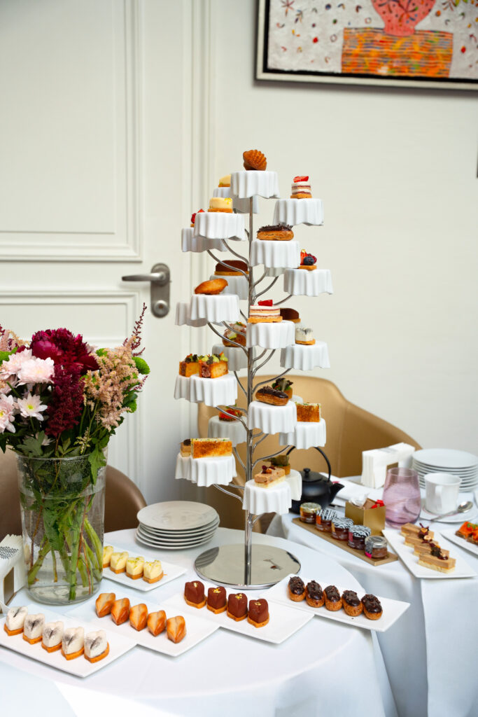 Fauchon L'Hôtel Paris : cent quarante ans d'audace gourmande, un rituel retrouvé 164 Tea time 2