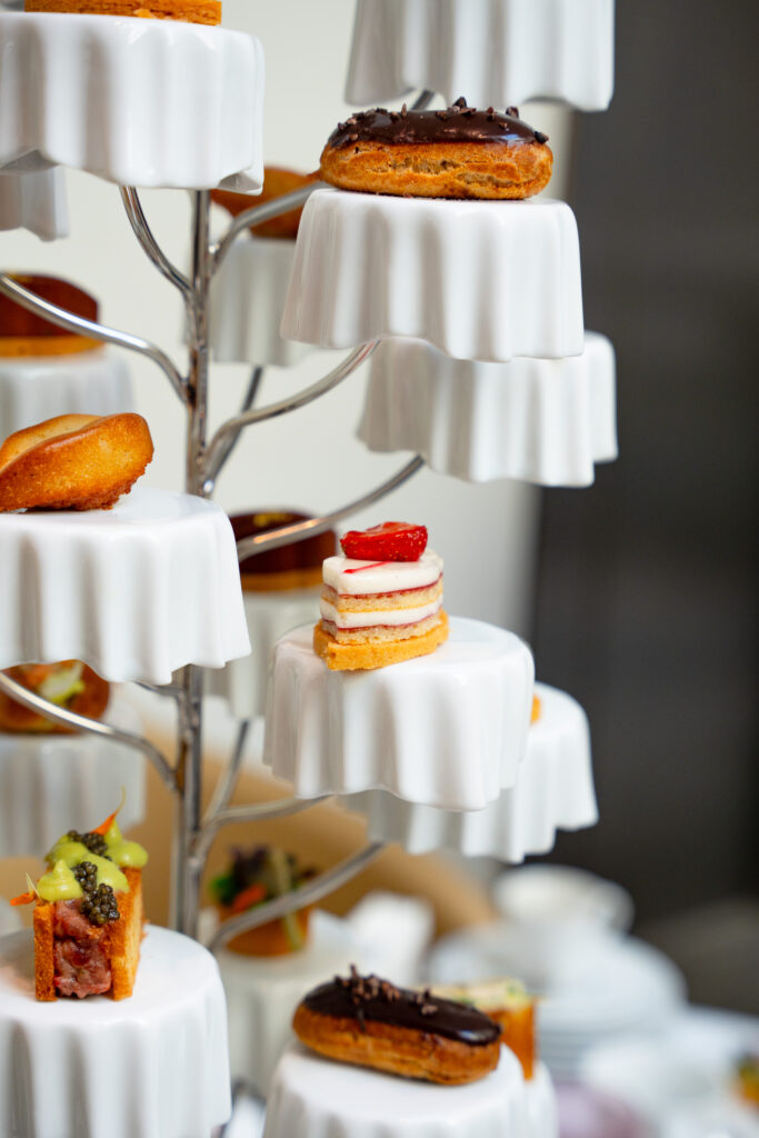 Fauchon L'Hôtel Paris : cent quarante ans d'audace gourmande, un rituel retrouvé 194 Tea time 32