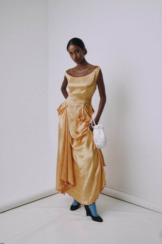 Tigra Tigra tisse une nuit de mousson tropicale pour sa collection 19 31 TigraTigra SS27 LookBook 0175