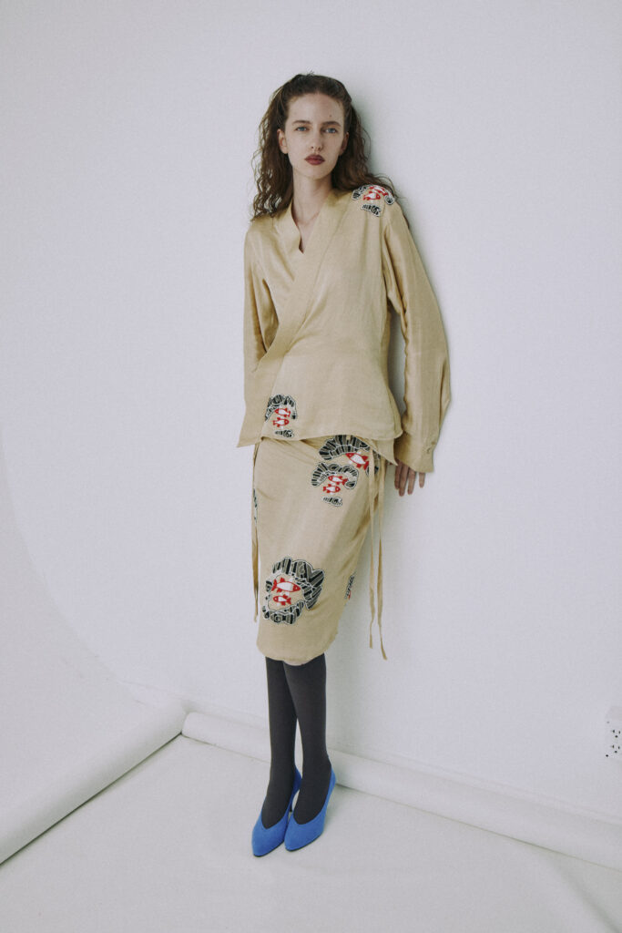 Tigra Tigra tisse une nuit de mousson tropicale pour sa collection 19 64 TigraTigra SS27 LookBook 1230