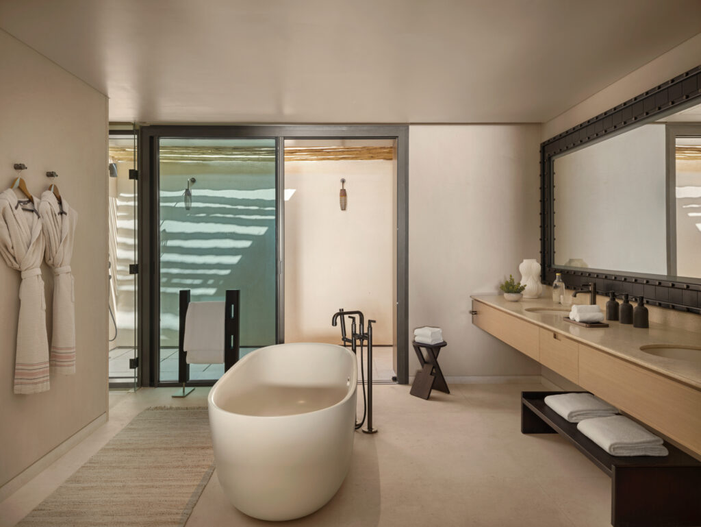 AMAALA veut réinventer le voyage bien-être. À quelle échelle peut-on encore appeler cela un sanctuaire ? 86 Two Bedroom Pool Villa Bathroom