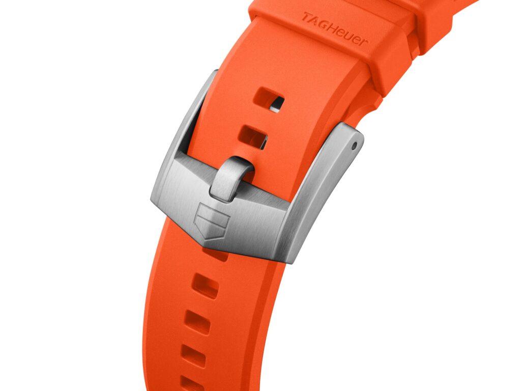 TAG Heuer capture le dernier tour de Zandvoort dans un boîtier solaire 35 Web 2000px WBY111H.FT8128 BUCKLE
