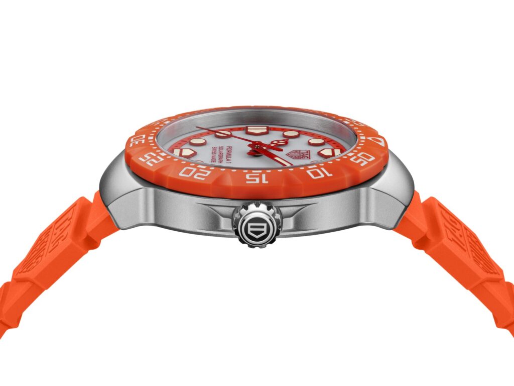TAG Heuer capture le dernier tour de Zandvoort dans un boîtier solaire 39 Web 2000px WBY111H.FT8128 PROFILE