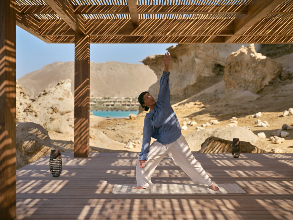 AMAALA veut réinventer le voyage bien-être. À quelle échelle peut-on encore appeler cela un sanctuaire ? 53 Yoga Outdoor Pavilion