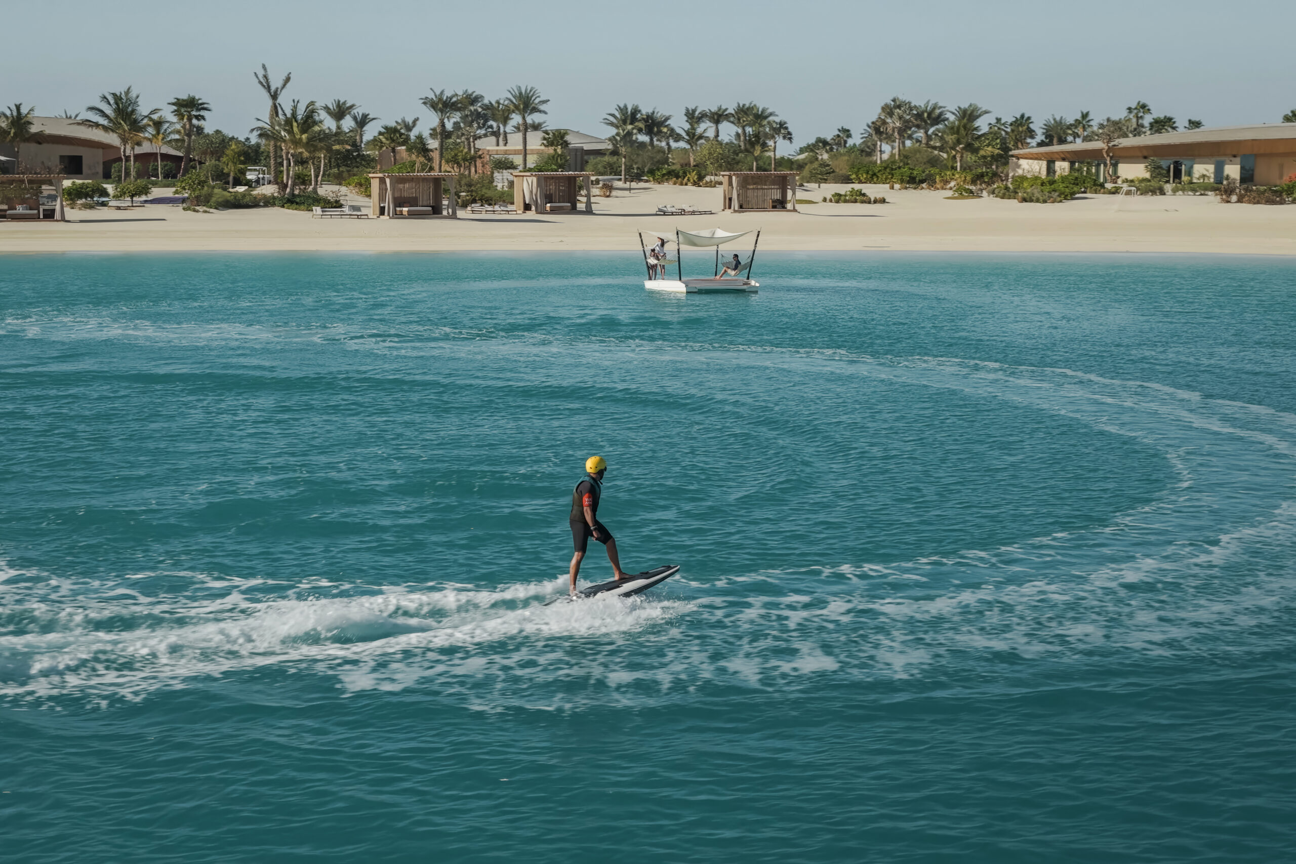 St. Regis Red Sea Resort : quand l'accès conditionne le luxe 108 sr red sea irisandlight 2026 135 scaled