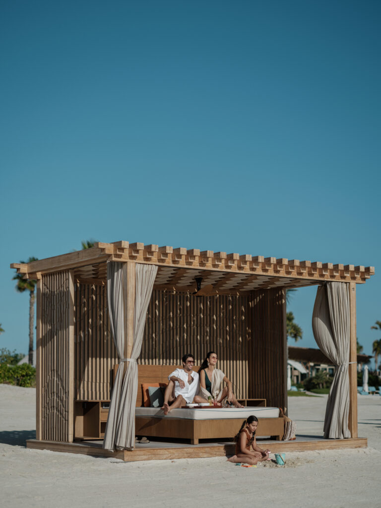 St. Regis Red Sea Resort : quand l'accès conditionne le luxe 88 sr red sea irisandlight 2026 98