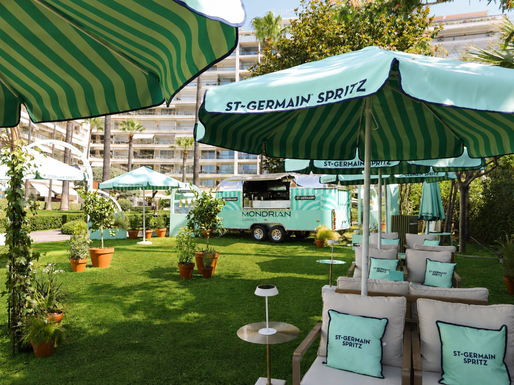 Sur la Croisette, une liqueur transforme un jardin d'hôtel en décor de marque 25 unnamed