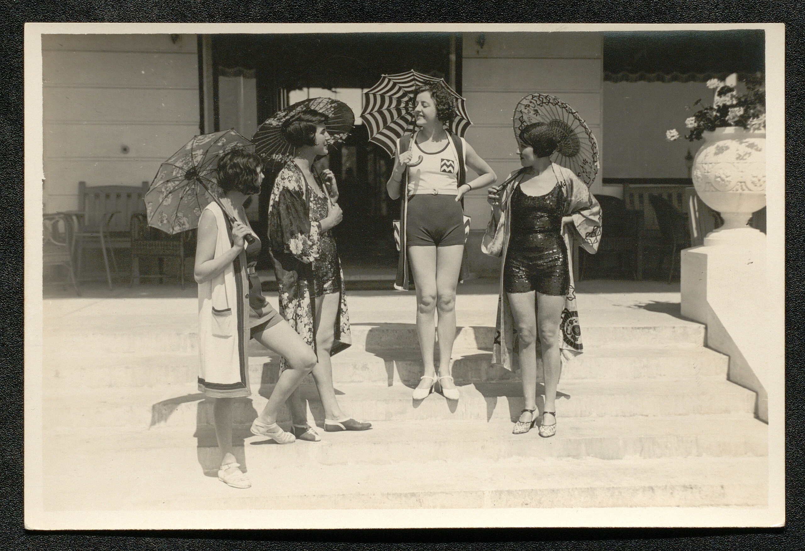 À La Baule, l'Hermitage fête un siècle en misant sur la longévité plutôt que la nostalgie 213 visuel archive l Hermitage Barriere La Baule scaled