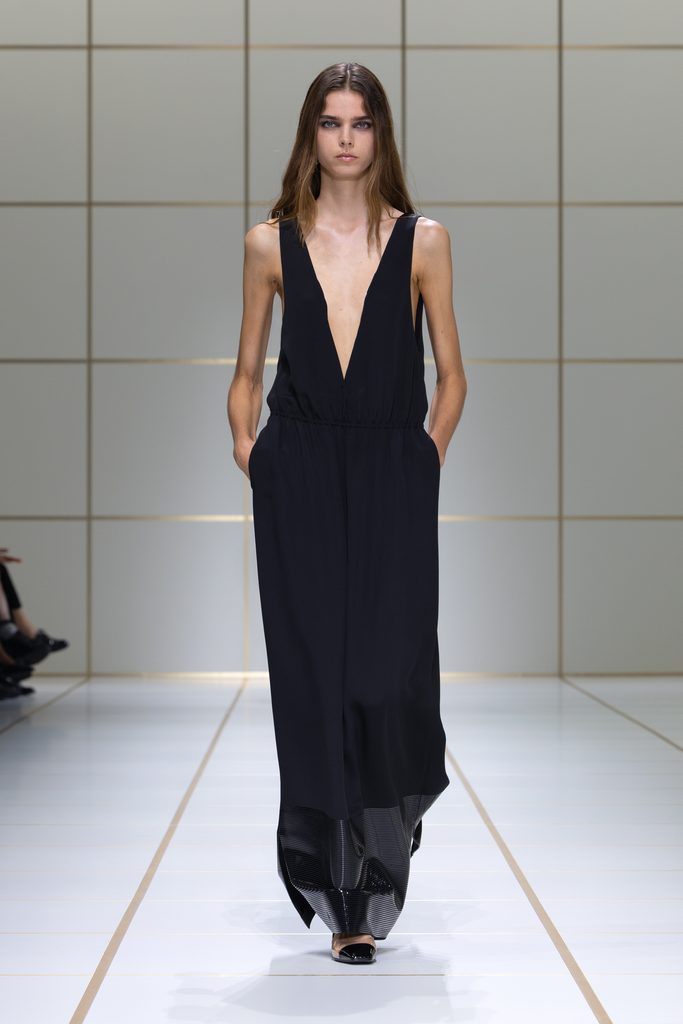Giorgio Armani printemps-été 2027 : l’évolution sans rupture 46 022