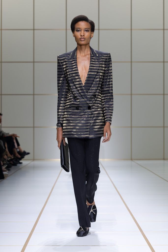 Giorgio Armani printemps-été 2027 : l’évolution sans rupture 56 032