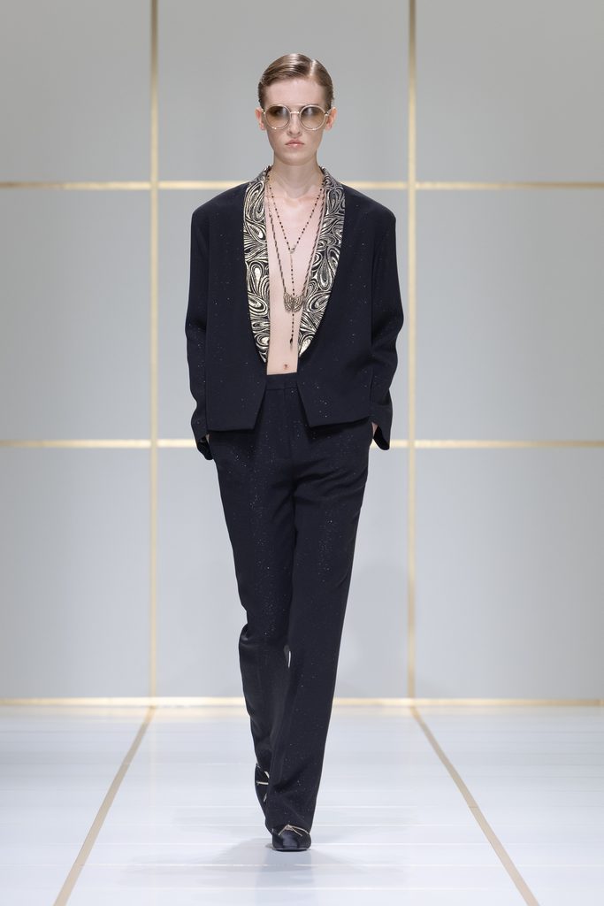 Giorgio Armani printemps-été 2027 : l’évolution sans rupture 59 035