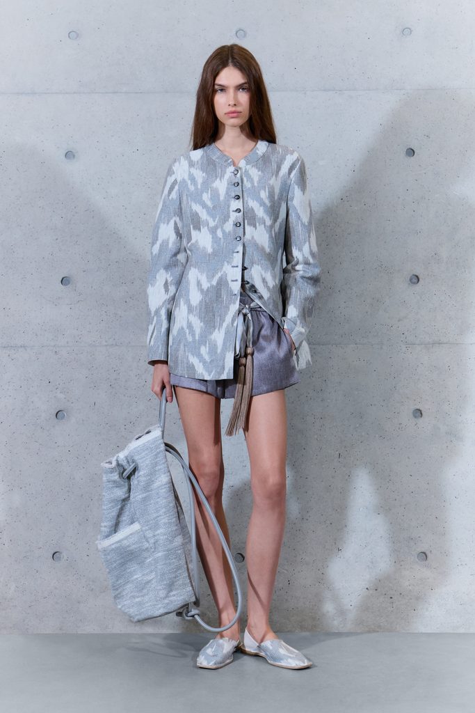 Emporio Armani printemps-été 2027 : le temps inscrit dans la matière 67 043 43