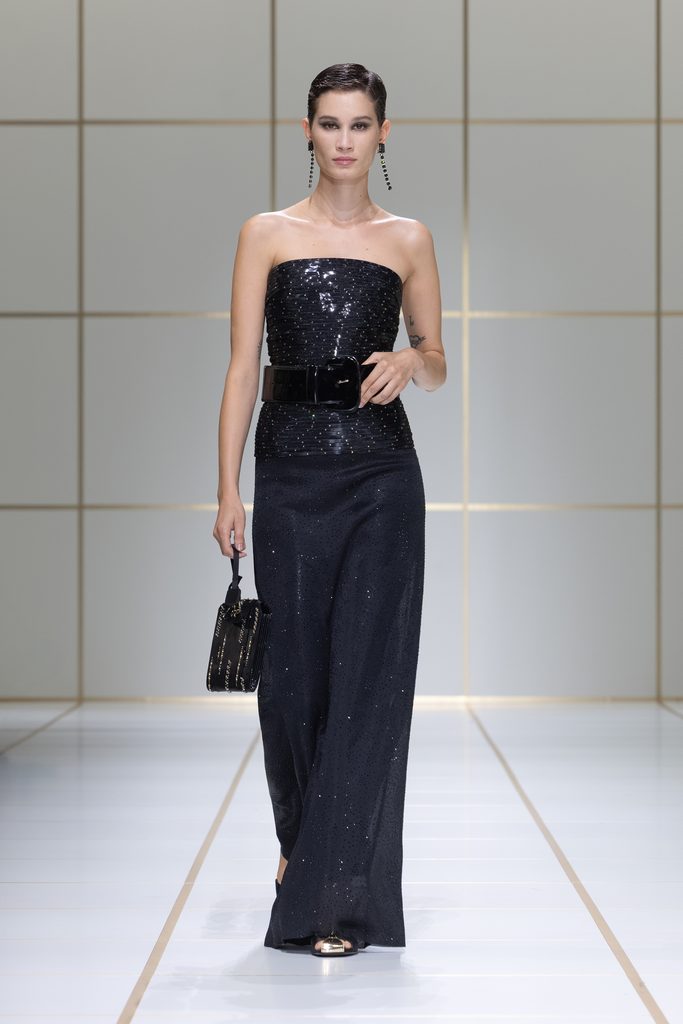 Giorgio Armani printemps-été 2027 : l’évolution sans rupture 76 052