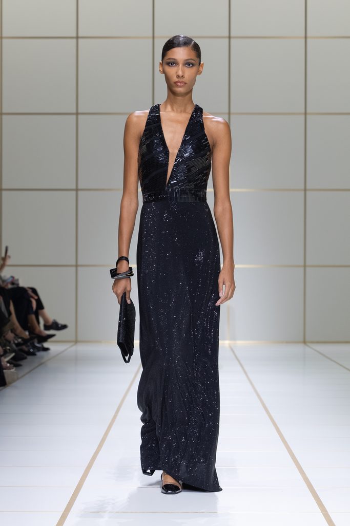 Giorgio Armani printemps-été 2027 : l’évolution sans rupture 83 059