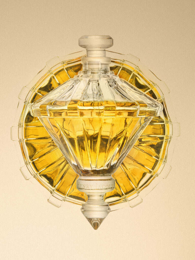 Henry Jacques imagine Les Toupies, un parfum qui ne se dit qu'à deux 26 05 KV N 81 JUSTA V4 F1 RGB