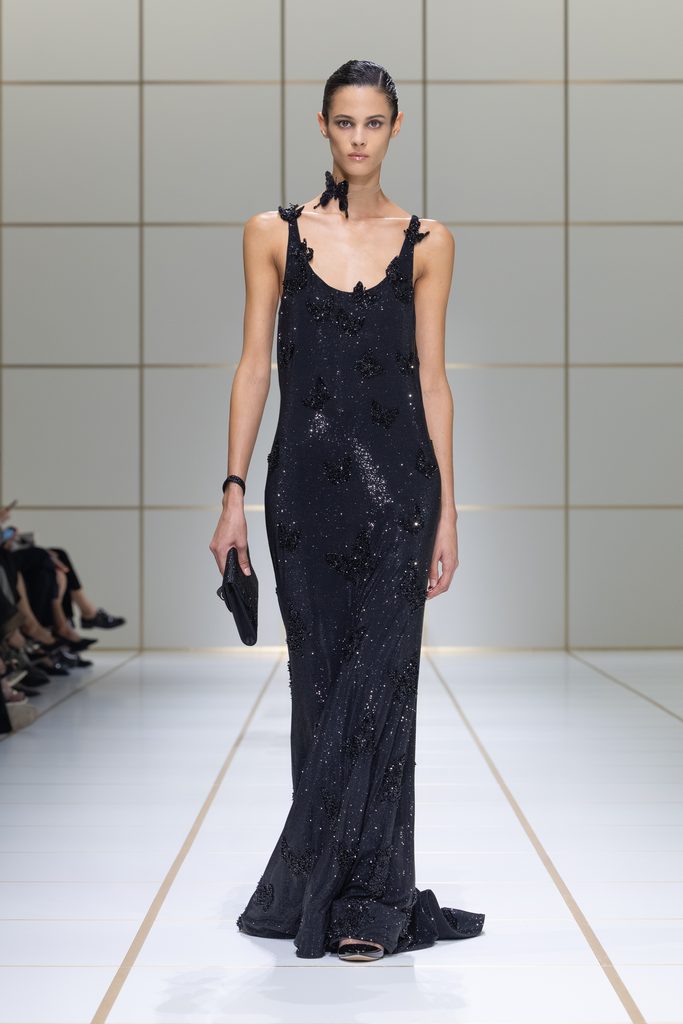 Giorgio Armani printemps-été 2027 : l’évolution sans rupture 84 060