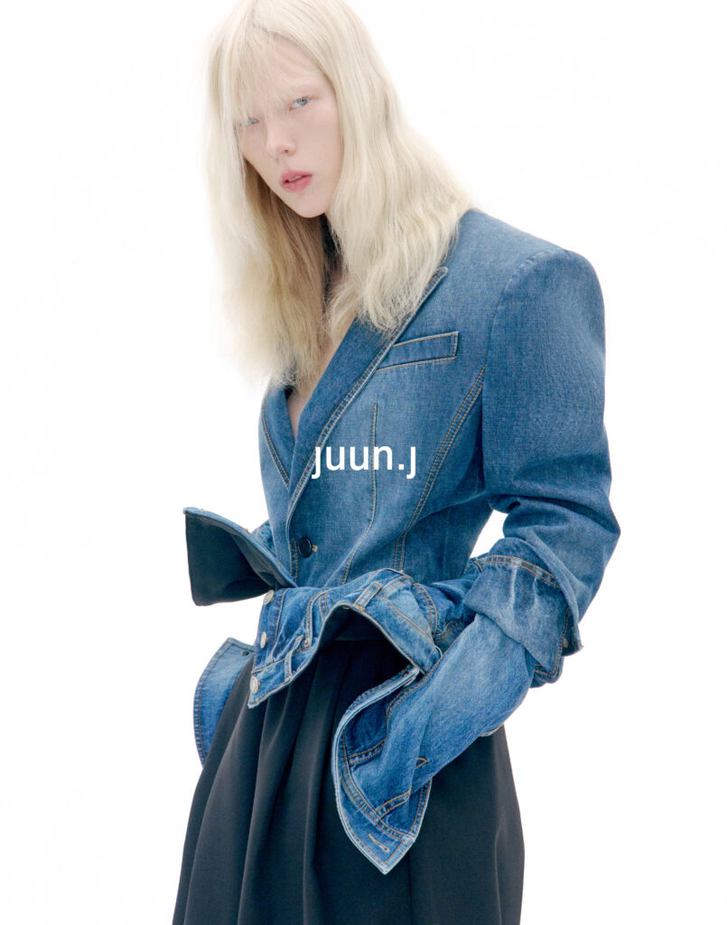 JUUN.J : le cosmos, ou l'ordre qui naît des contrastes 32 07 1
