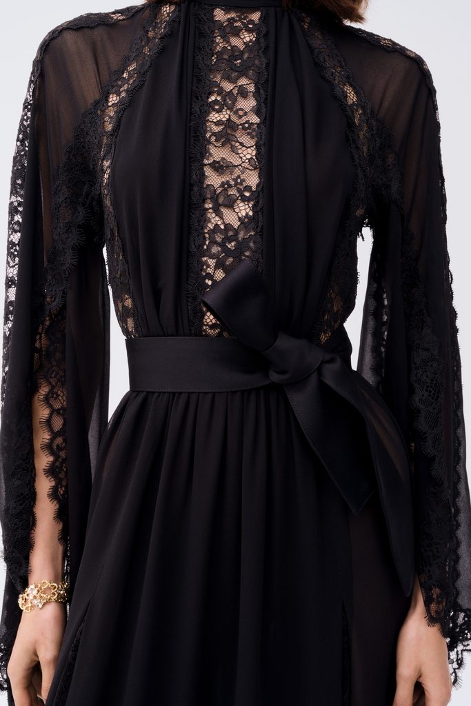 Elie Saab chez H&M : la haute couture beyrouthine descend dans la rue 67 2024 ELIESAABHM Guest Designer PR Portrait Image 2x3 sRGB 300ppi 035