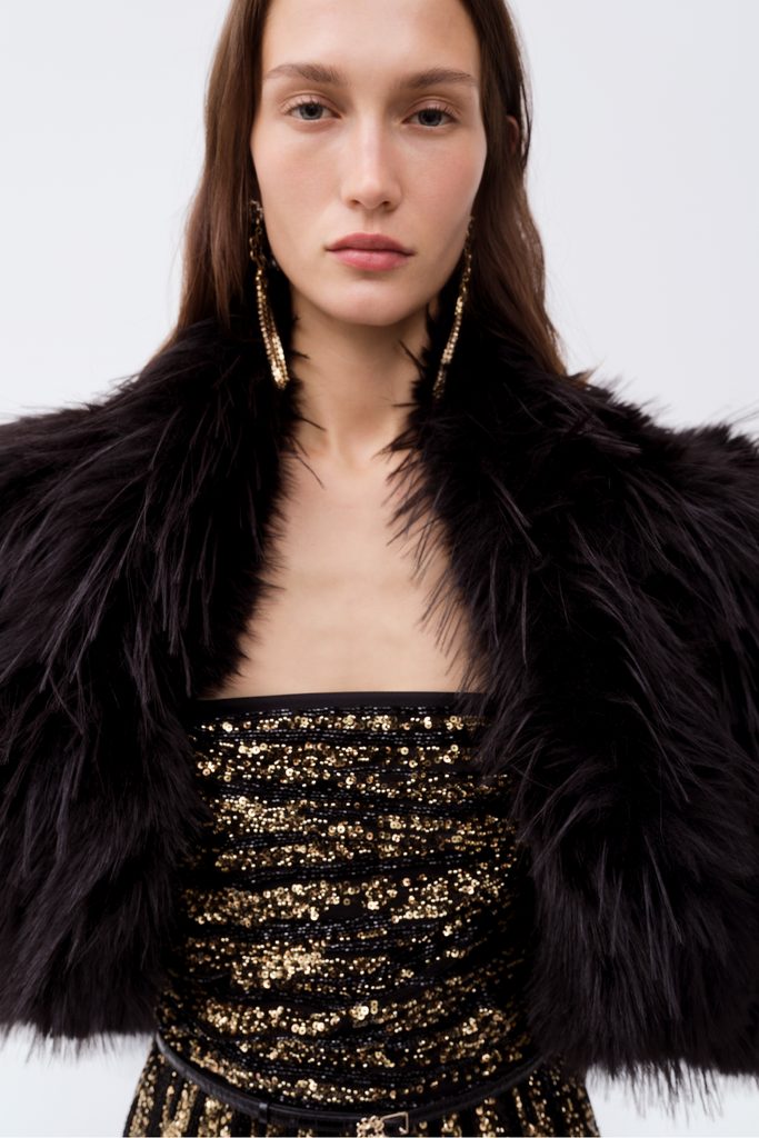 Elie Saab chez H&M : la haute couture beyrouthine descend dans la rue 72 2024 ELIESAABHM Guest Designer PR Portrait Image 2x3 sRGB 300ppi 040
