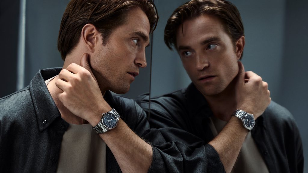 Robert Pattinson rejoint le cercle restreint des ambassadeurs de Jaeger-LeCoultre 30 2026 q3 master rp q4178180 mccqpsteel on set123 0844 07 srgb 16 9